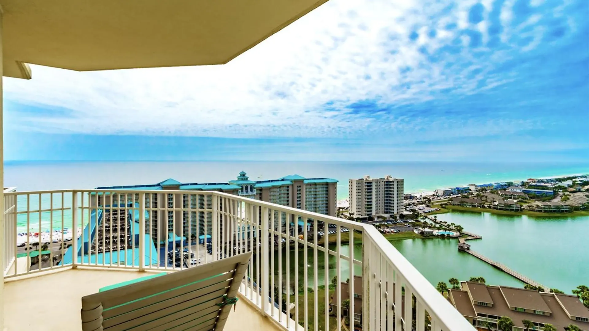 Ariel Dunes I 2010 Destin
